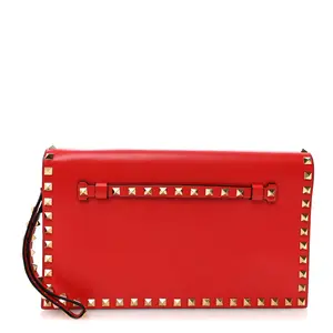 Pre-owned Nappa Leather Small Leather Goods VALENTINO GARAVANI Nappa Rockstud Wristlet Clutch Rosso Valentino
