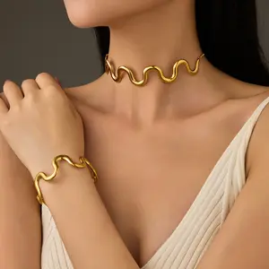 Wave Choker Necklace and Cuff Bracelet Set for Women, Gold Tone Silver Tone Sculptural Jewelry, Statement Necklace, Bangle Bracelet, Chunky Fashion Jewelry for Party Vacation Outfits