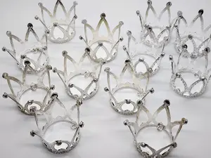 Sphere Stand - Queen's Crown