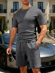 Summer New Men's 2-Piece Set, Casual Jacquard Round Neck T-Shirt + Drawstring Shorts, Sporty Menswear for Daily Wear