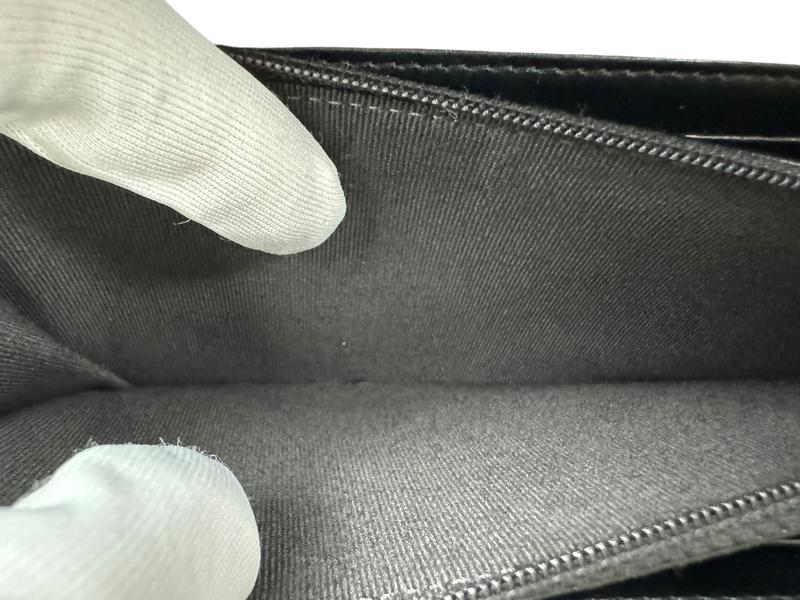 Pre-owned CHANEL Leather Classic Flap Wallet 19 Large Black Lambskin Classic Flap Wallet