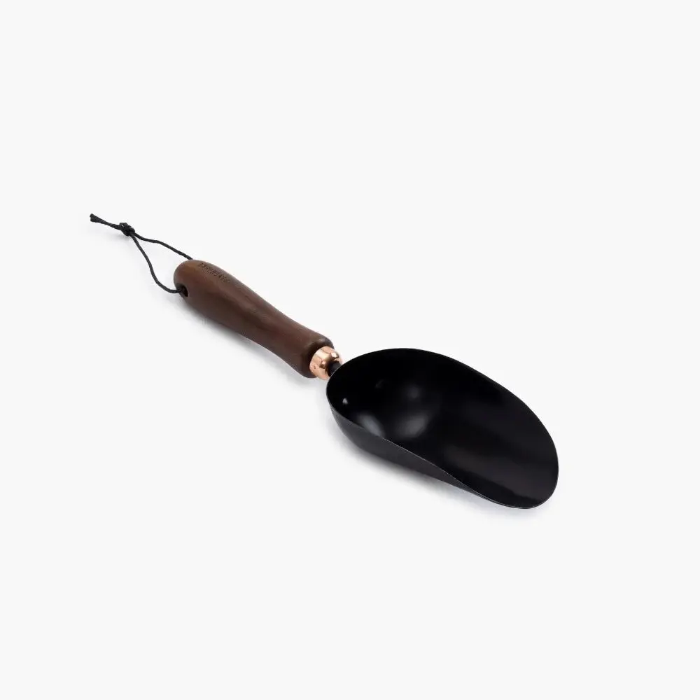 Barebones Garden Scoop