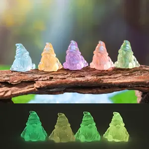 Glow-in-the-dark gnome figurines, cute DIY decorations and accessories, miniature Christmas landscape ornaments, Christmas decorations and gifts.