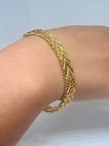 (TWWJ_B_A) Elegant Golden Woven Bracelet with Heart Clasp Handcrafted Multi-Strand Design for Everyday Elegance