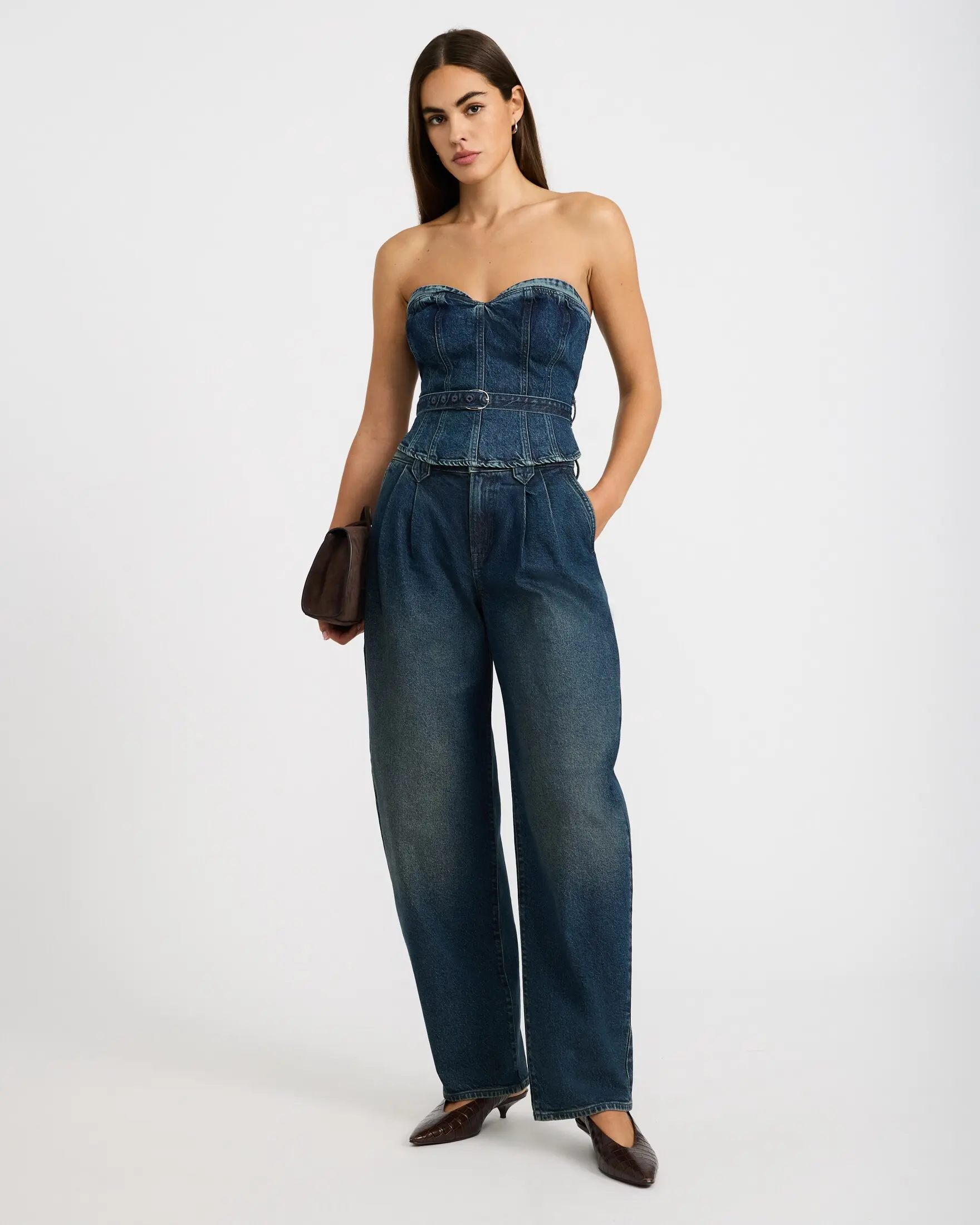 Express High Waisted Pleated Barrel Dark Wash Jeans Express High Waisted Pleated Barrel Dark Wash Jeans