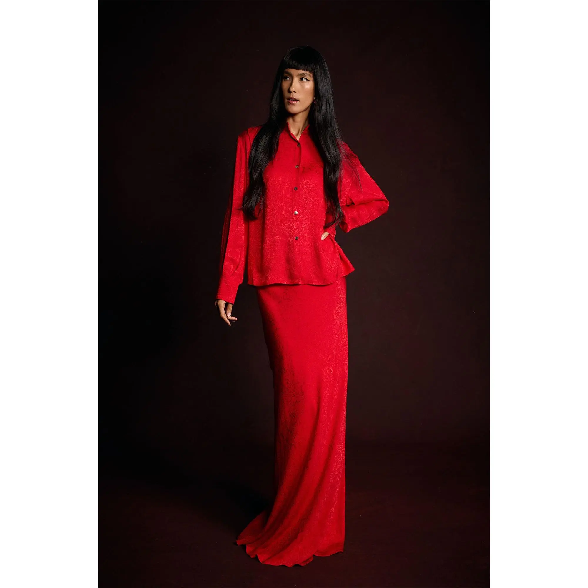 THE MIKA SKIRT in lipstick red
