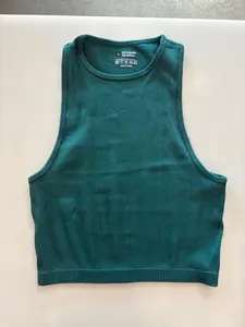 Dark Green Stretchy Crop Top - Summer Wear, Modern Design, Comfortable Fit, Versatile Style for Casual Outings