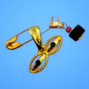 Santa Lucia green gem eyes pin with real azabache