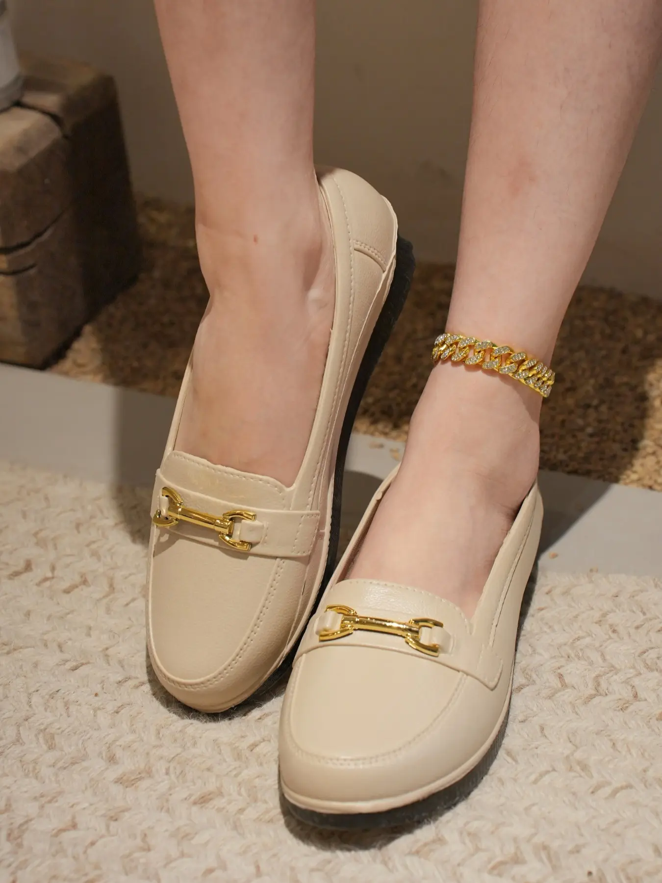 Women's Classic Fashion Slip On Loafers, Elegant British Style, Metal Buckle Decoration, Ultra Soft Foldable Sole, Comfortable Flat Shoes