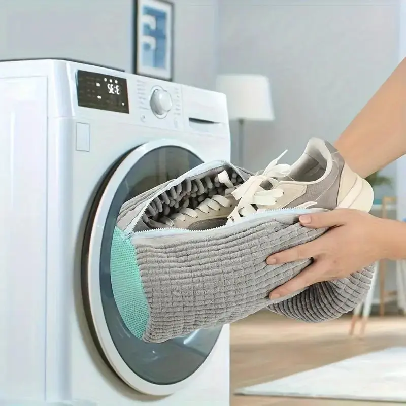 Washing Machine Shoe Bag, 1 Count Durable Washing Bag with Zipper Closure, Soft Chenille Liner and Padded Shoe Bag for Sneakers, Tennis Shoes, Casual Shoes, Laundry Shoe Bag, Laundry Products, Shoe Laundry Bags for Sneakers