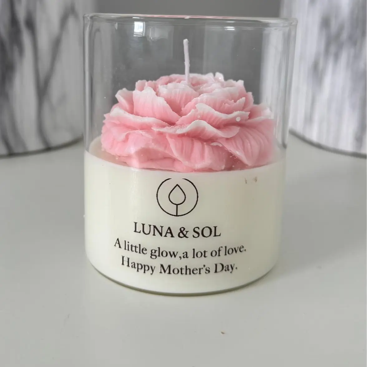Luna & Sol Custom Candle Gift for Mom – Flower Soy Candle – Personalized Mother's Day Present