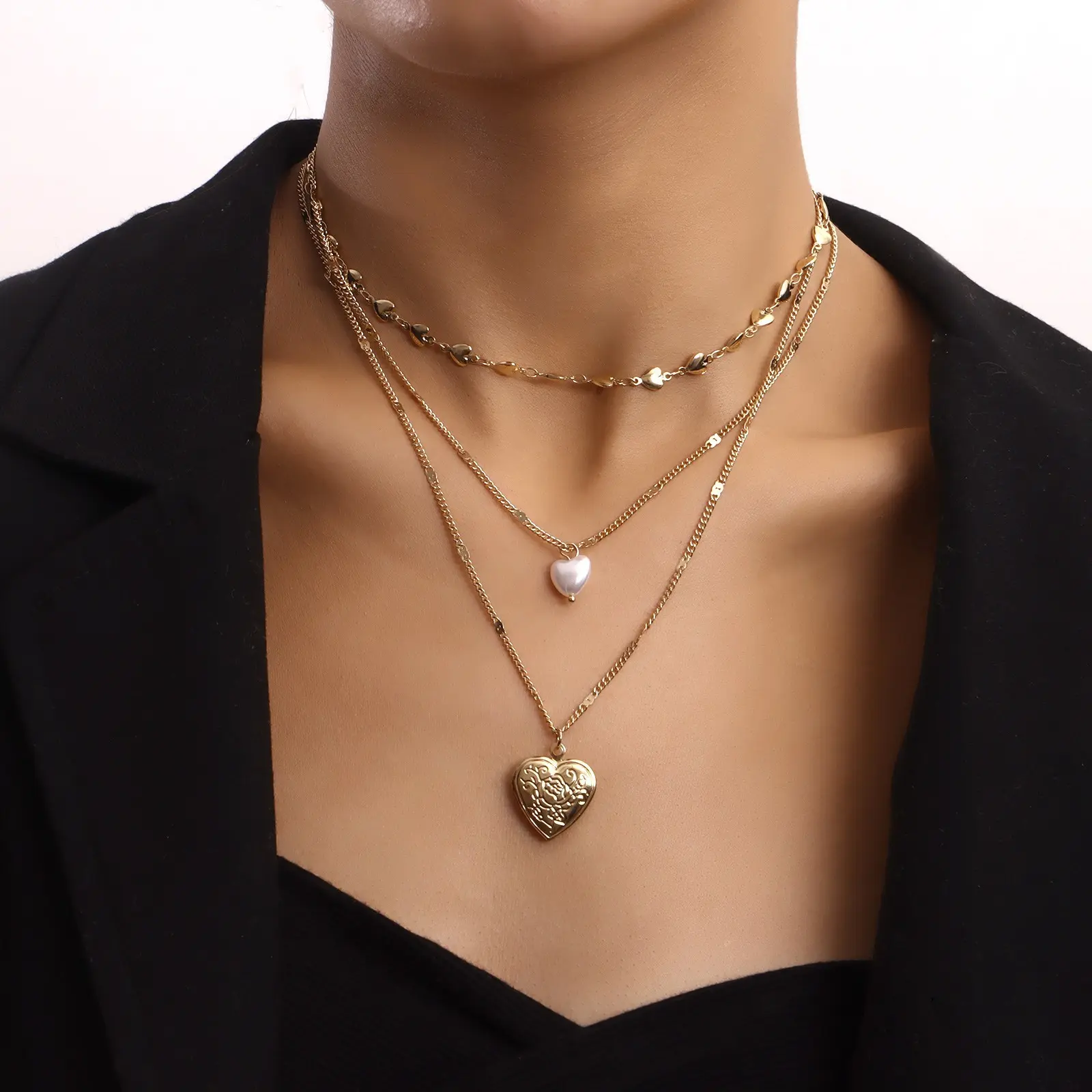 Layered Heart Locket Necklace for Female, Multi-Strand Pearl Bead Pendant for Outdoor Fashion, Openable, No