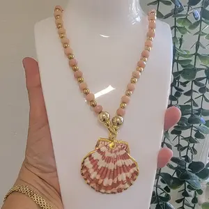Pink Beaded Shell Pendant Statement Necklace