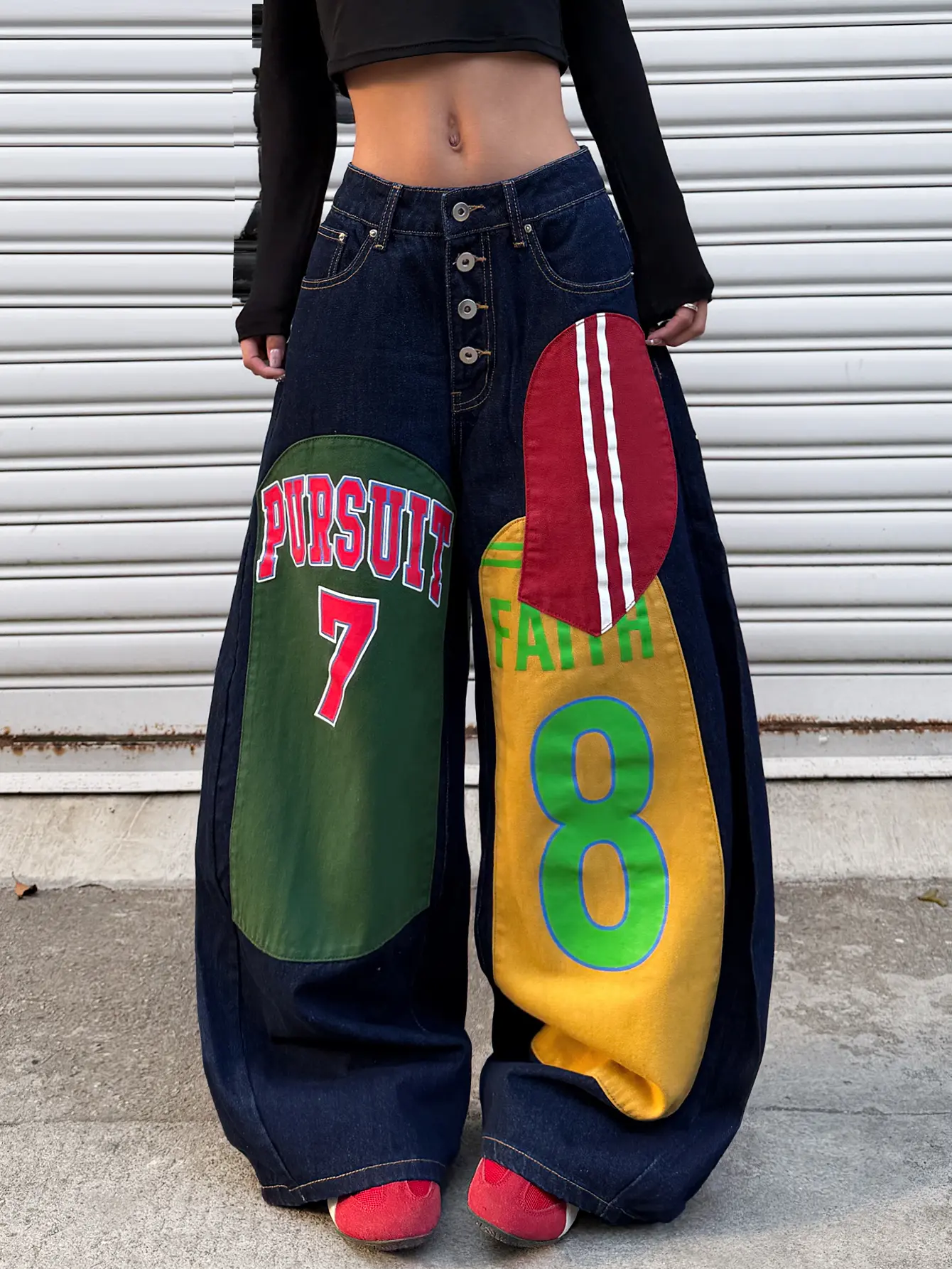Women's Patchwork Letter & Number Printed Wide-Leg Denim Jeans - Multi-Button Front Fly, Multi-Pocket Design, Durable Denim Fabric, Oversized Baggy Silhouette, Retro Streetwear Bottoms
