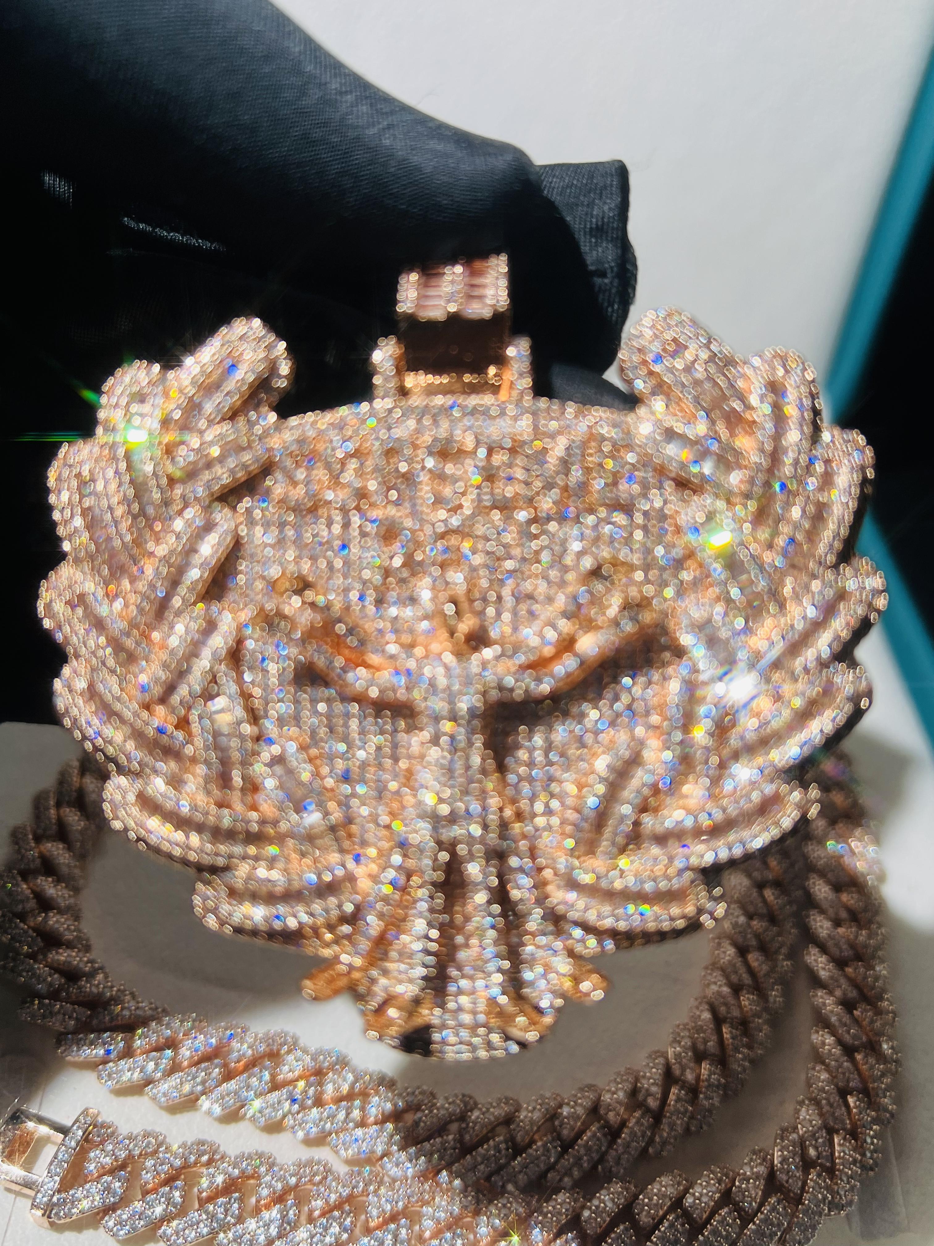 Custom Jesus Pendant VVS Ice Feeling Badge High-End Luxury Diamond Pendant Rose Gold Custom Symbol Pendant Hip-Hop Anniversary Gift