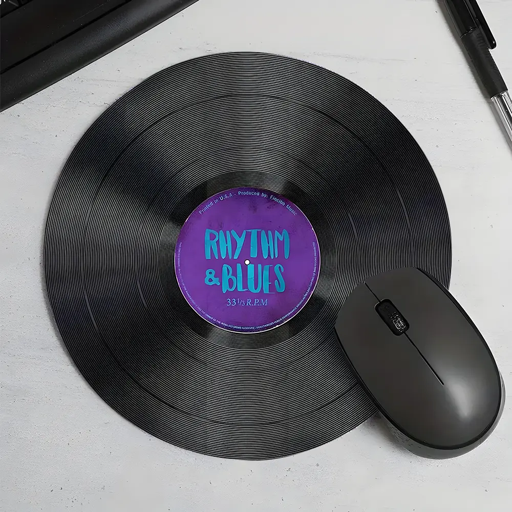 Retro Rhythm Blues Vinyl Record Design Round Gaming Mouse Pad, Made for Gaming, Aesthetic Desktop Decorative Protective Pad, Rubber Anti-slip Lockedge Work Pad, Small Size Suitable for Laptop, Desktop Computer Games, Work, Family