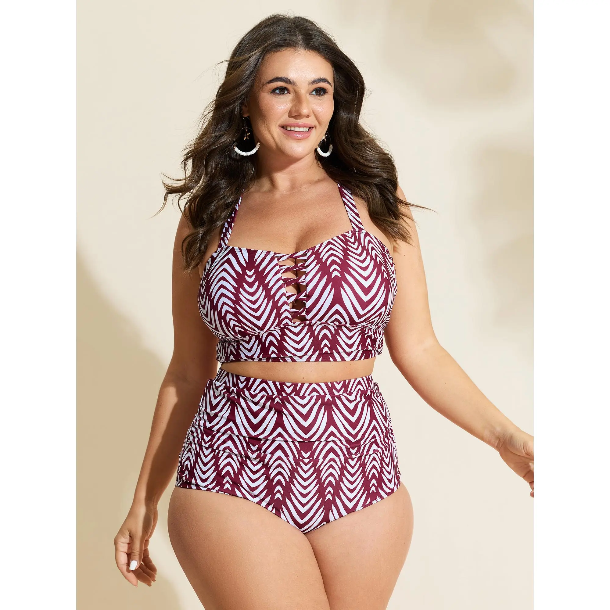 BloomChic Plus Size Geometric Print Bikini Top, Figure Flattering High Stretch Swimwear with a Sculpting Cutout and Adaptive-Fit, Swimsuit Sculpting Cutout, Bikini Swimsuit Outfit