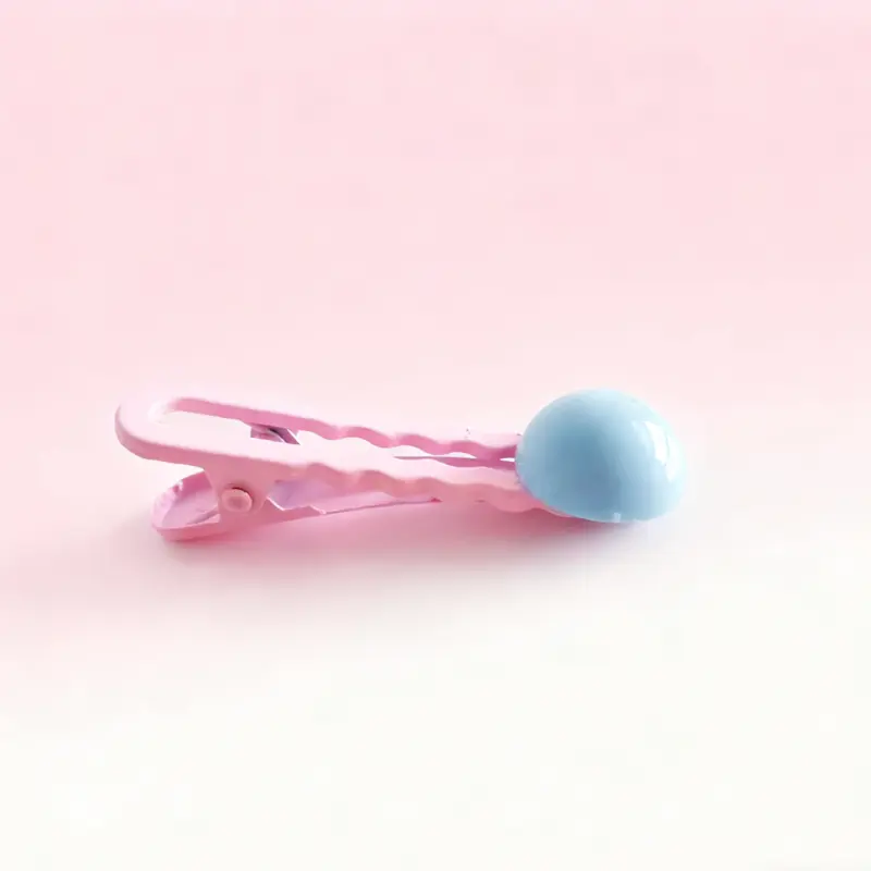 Women's Clip Design Cute Colorful Non-Slip Hair Clip - Complimentary Accessory for Eligible Wig Orders, Random Color, Not Sold Separately