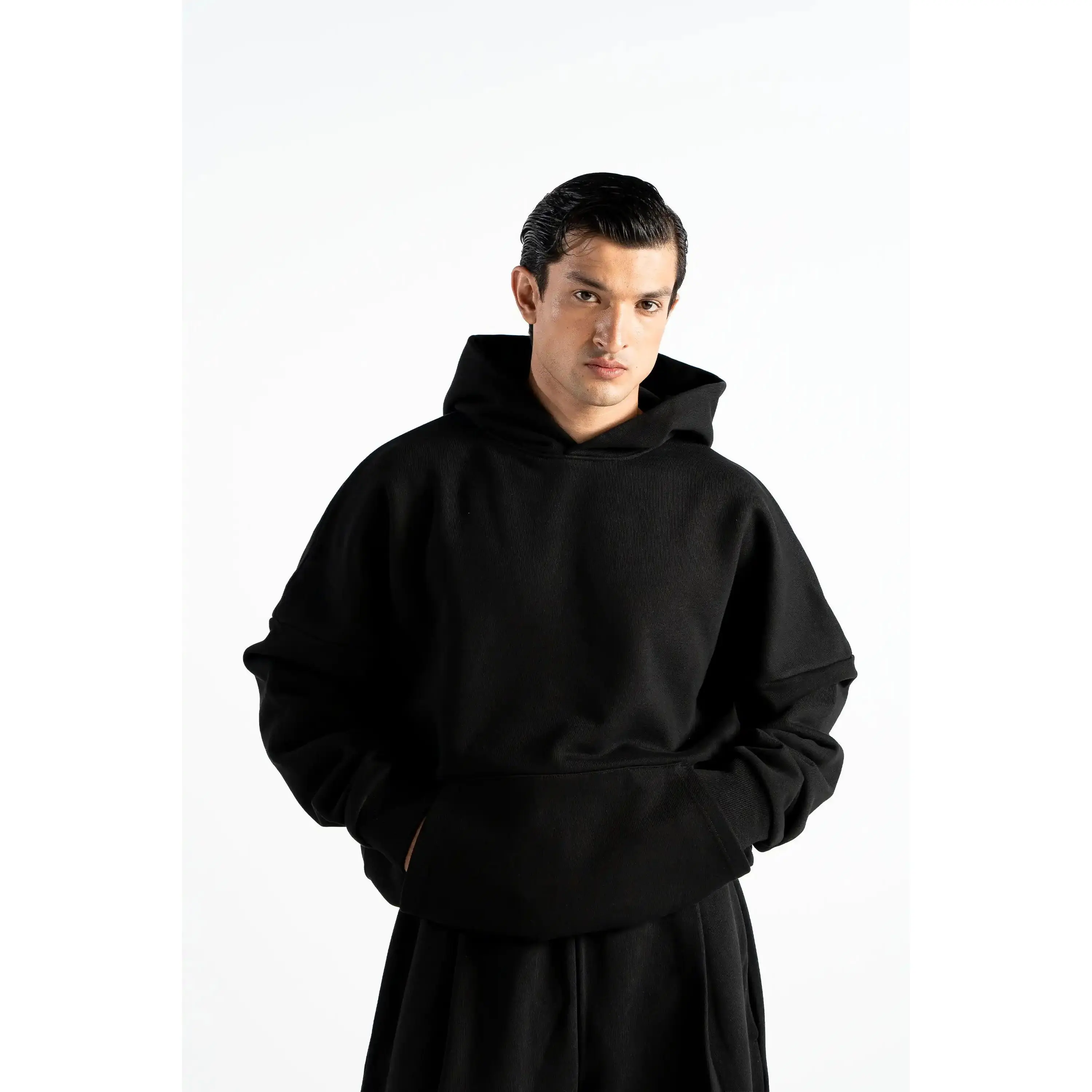 Heavyweight Boxy Hoodie 520GSM – 100% GOTS Organic Cotton Oversized Unisex Pullover Hoodie