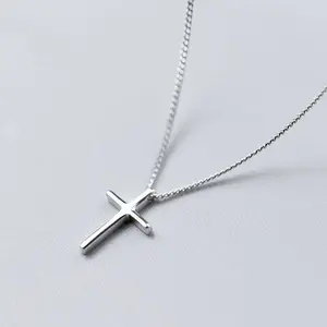 Dainty Cross Charm Pendant Necklace in 925 Sterling Silver: Silver