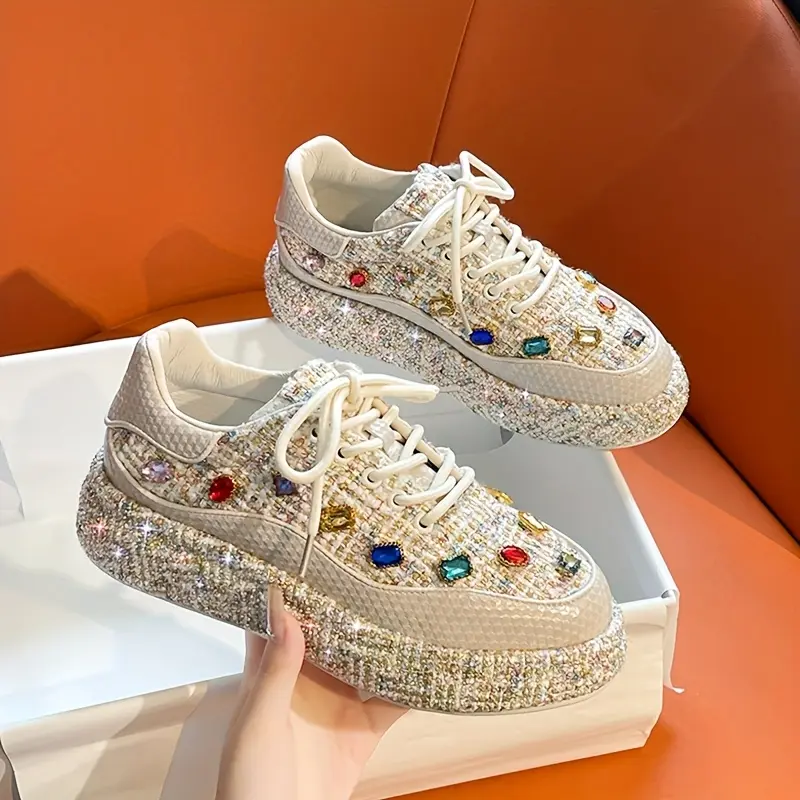 Gemstones 凛 Women's Closed Sparkling Rhinestone Low-Top Lace-Up Casual