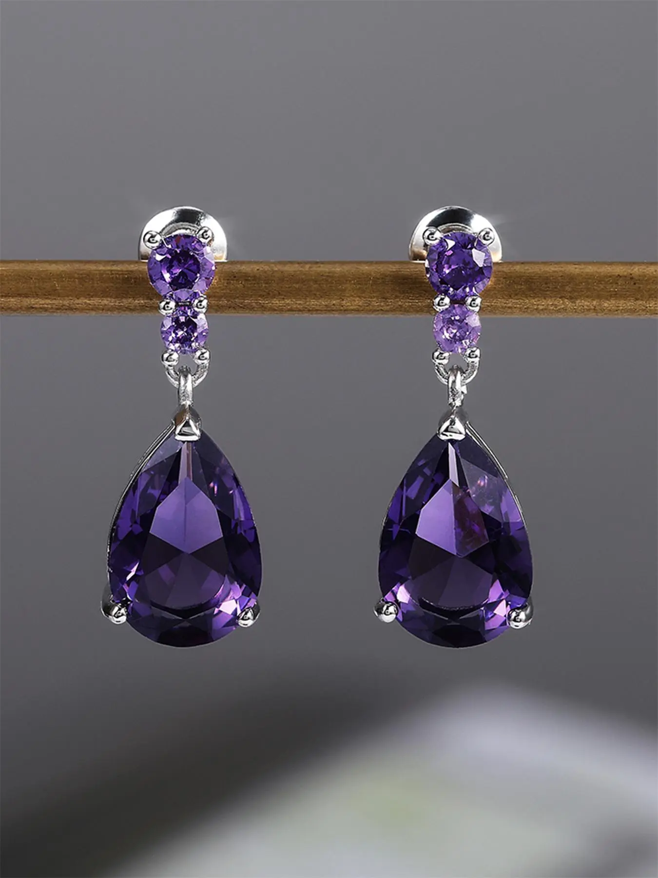 Water Drop Shaped Rhinestone Decor Dangle Earrings, Dangling Earrings, Statement Earrings (1 Pair), Fashion Jewelry for Party, Daily Clothing Decor, Trendy Wedding Anniversary Party Jewelry Gift, Fashionable Jewelry Accessories