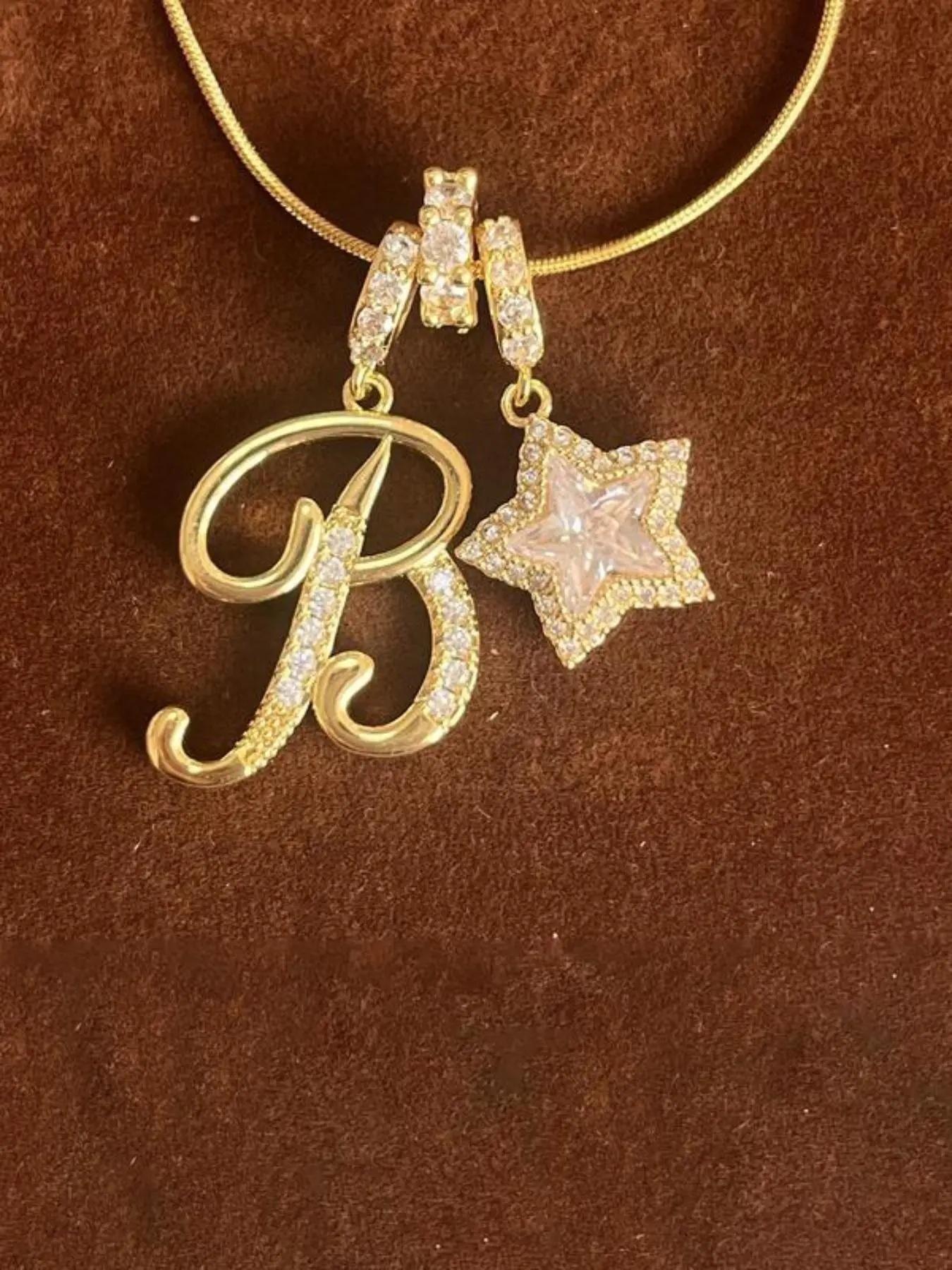 Elegant Sweet 26 Letter Oxidized Zircon Star Pendant Necklace, High-End Jewelry Gift for Mother's Day & Birthdays, Personalized Present, Cursive Necklace, Dainty Initial Necklaces