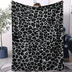 Dark Gray-Black Leopard Print Soft Warm Bed Throw Blanket, Full-Print Dark Leopard Pattern, Cozy All-Season, Fits Sofa/Bedroom/Car/Lounge Use, Ideal for Low-Key Style Fans/White-Collars/Students/Holiday Gifters