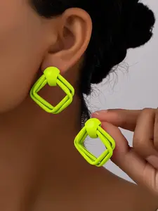 Fashion Classic Geometric Square Painted Alloy Stud Earrings for Women, Daily Wear, Stylish and Durable Jewelry Accessory