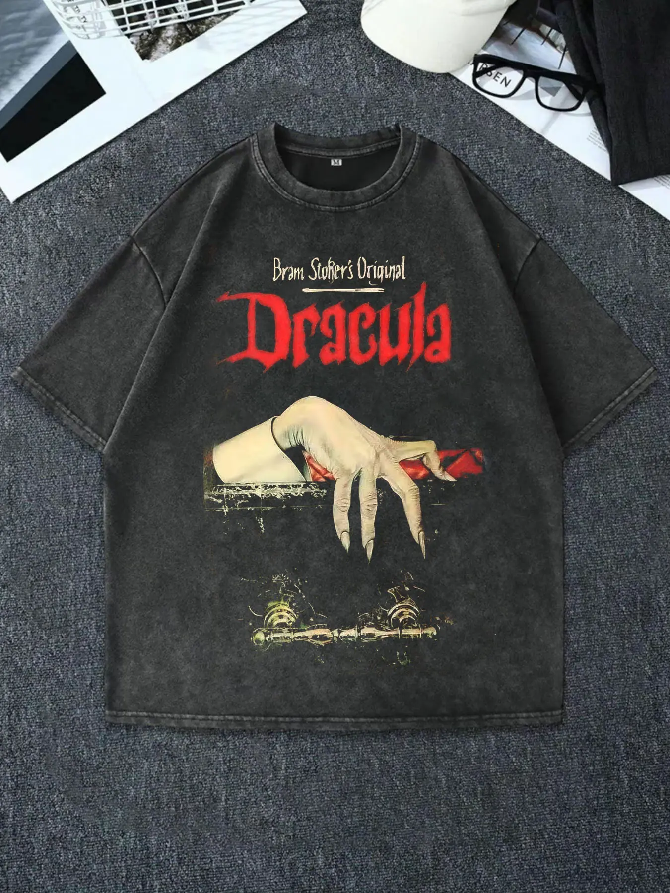 1 PCS GAME.ACE Washed Black Oversized Tee, Bram Stoker's Dracula Vintage Horror Graphic Print, Casual Gothic Streetwear, 100% Cotton Breathable Unisex T-Shirt, Ideal for Daily Wear, Casual Outings, Great Gift for Horror Lovers