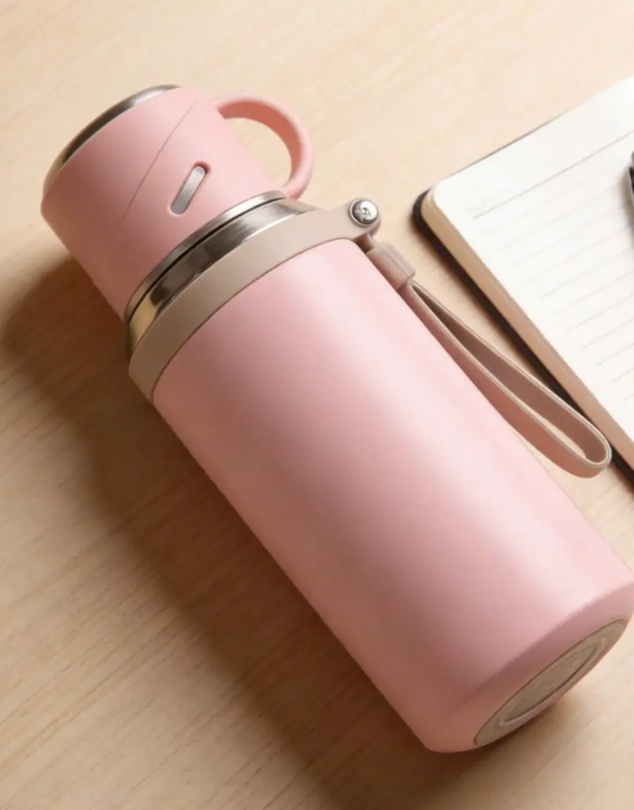 600ml Stainless Steel Insulated Water Bottle with Carry Strap Vacuum Travel Flask Portable Sports Bottle