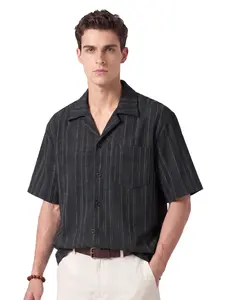 CAONAT Men's Oversized Striped Camp Collar Menswear Shirt - Relaxed Fit Short Sleeve Button-Up Top with Pocket, Breathable Fabric for Casual Summer Streetwear