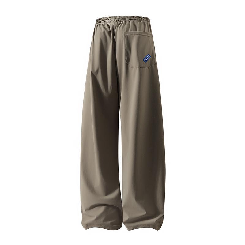 Men’s summer lightweight ice silk casual pants—loose straight cut, high elasticity, breathable and comfortable athletic pants that are very comfortable and cool to wear.