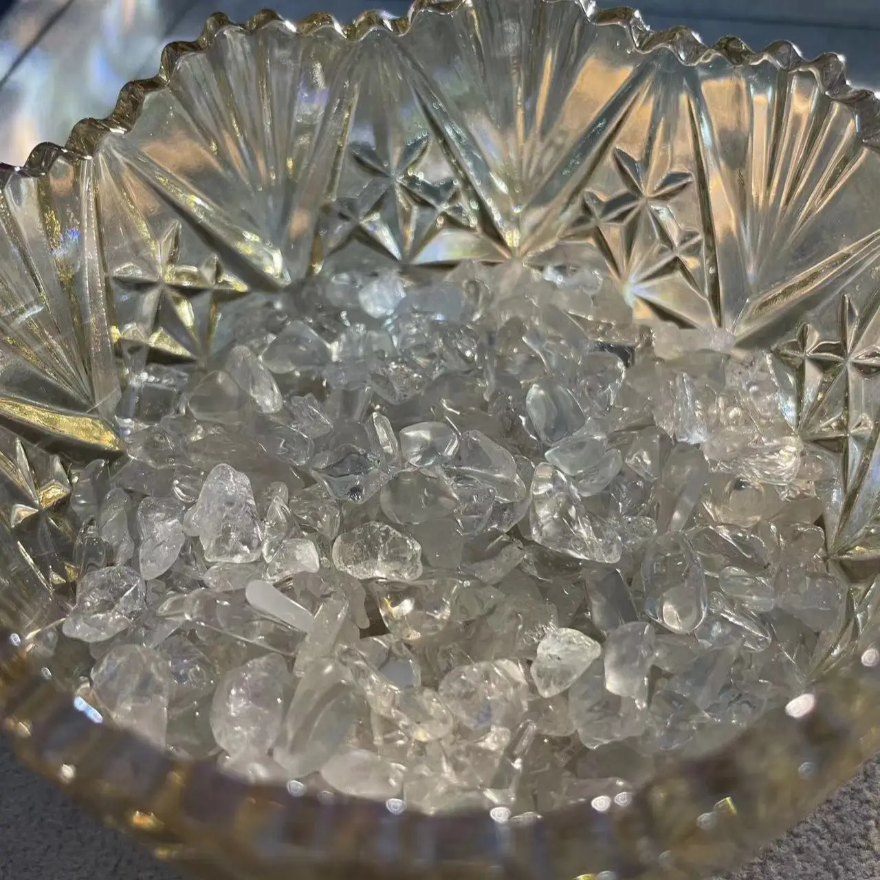 Natural white quartz free forms shape demagnetization stone