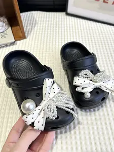 Hole Shoes Slippers Cartoon Fashion Baby Summer Lightweight Soft Eva Girls Indoor Outdoor Sandals Garden Shoes