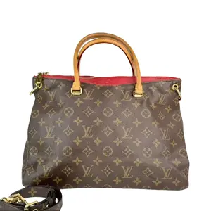 Pre-owned Louis Vuitton Leather Shoulder Bags Monogram Canvas Pallas Shoulder Bag