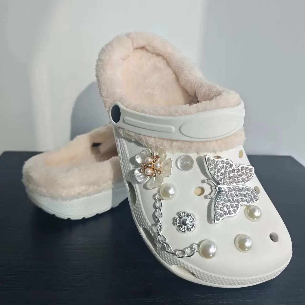 Women's Fashion Slippers - Soft Fur-Lined Slide Footwear with Hole-Punched Uppers, Winter Fuzzy House Shoes Adorned with Rhinestone Butterfly & Pearl Charms, Indoor Home Comfort Shoes
