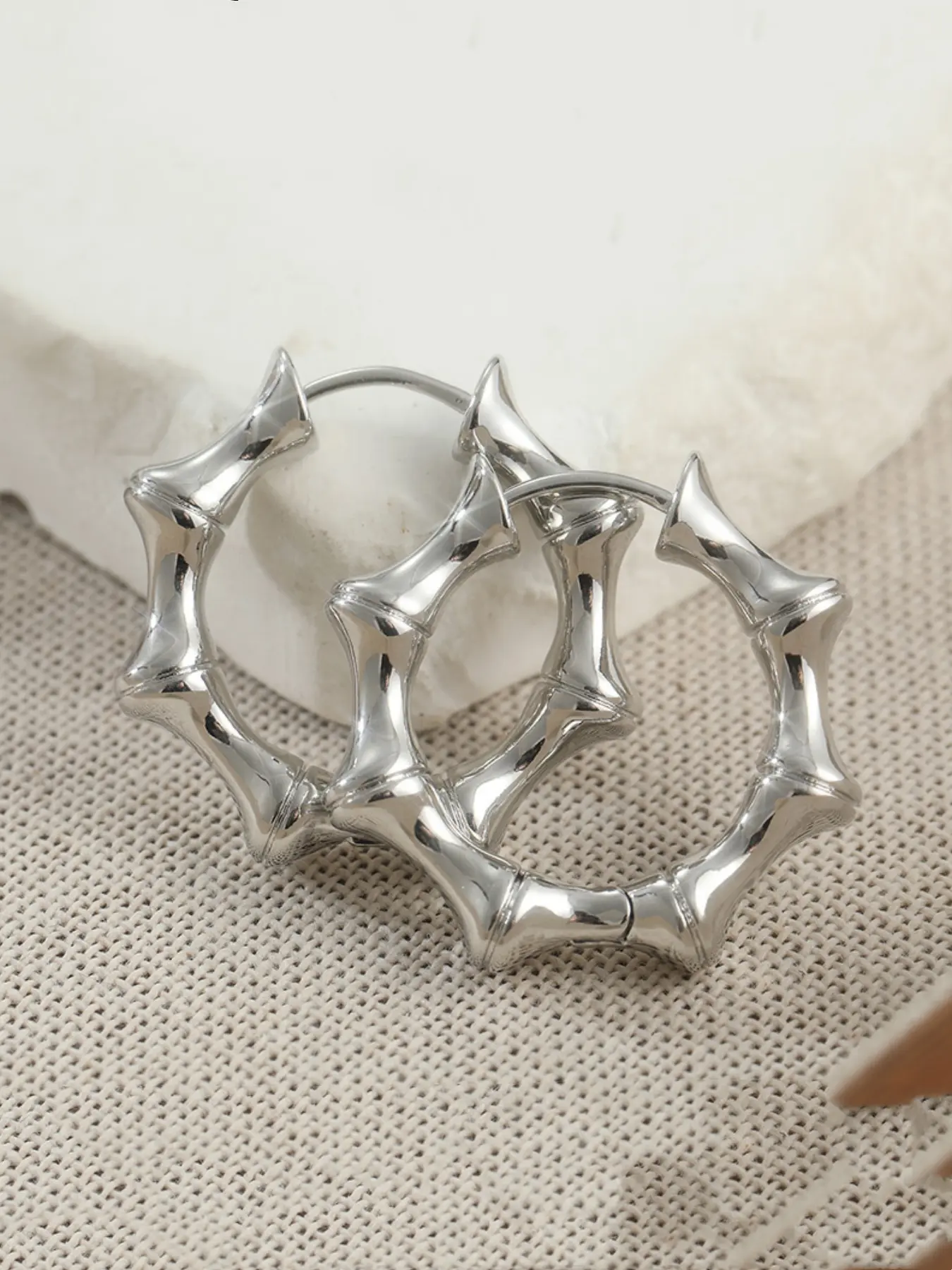 Graduated Eternity Round Bamboo Hoop Earrings for Women Hypoallergenic Silvery Color Geometric Earings Party Jewelry