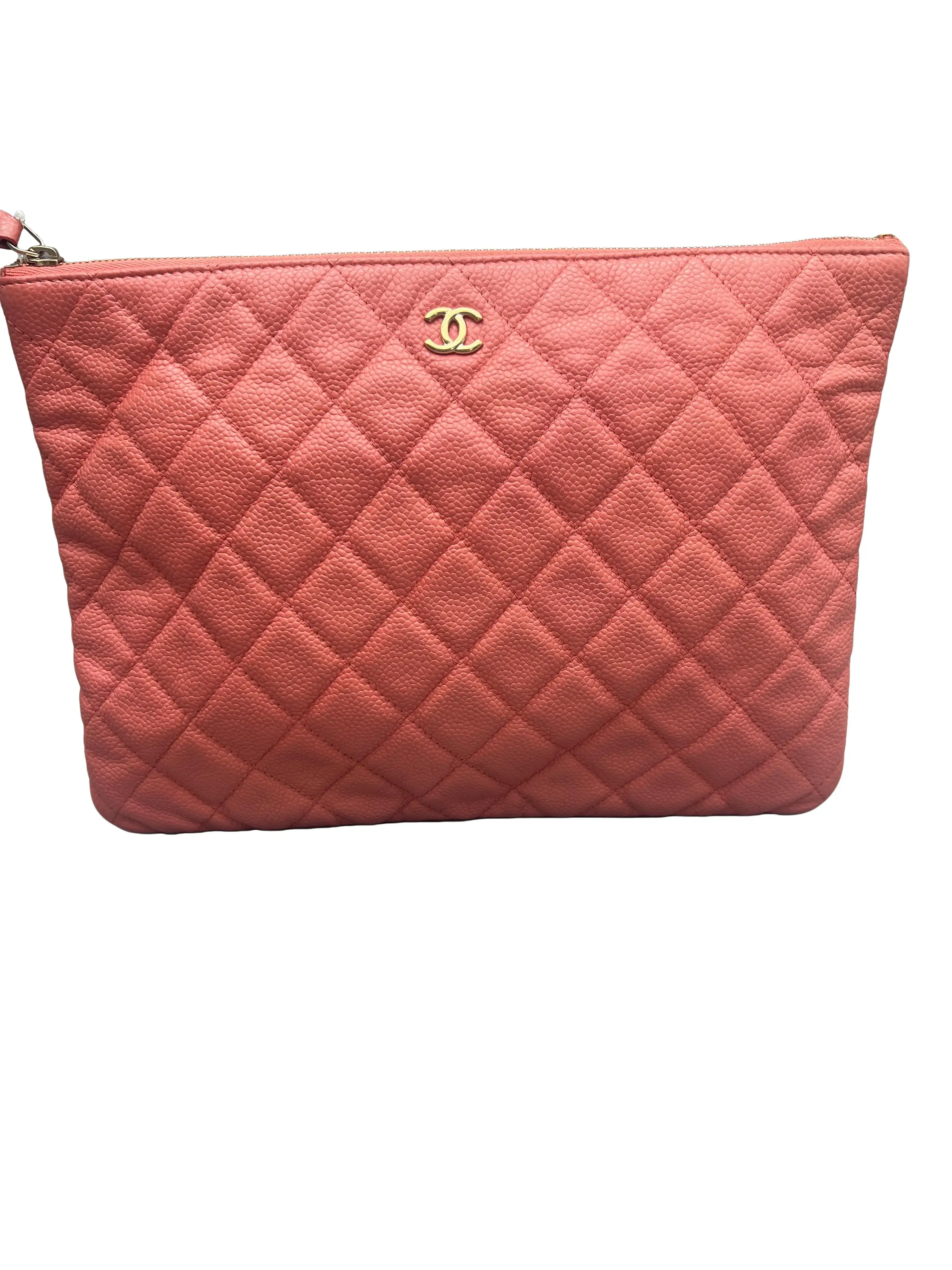 Pre-owned Lambskin Leather Clutches & Wristlets Chanel O Case Elegant Clutch Pink Quilted Purse for Women, Wristlet Style, Gold Hardware Fashion Accessory, Purse Women