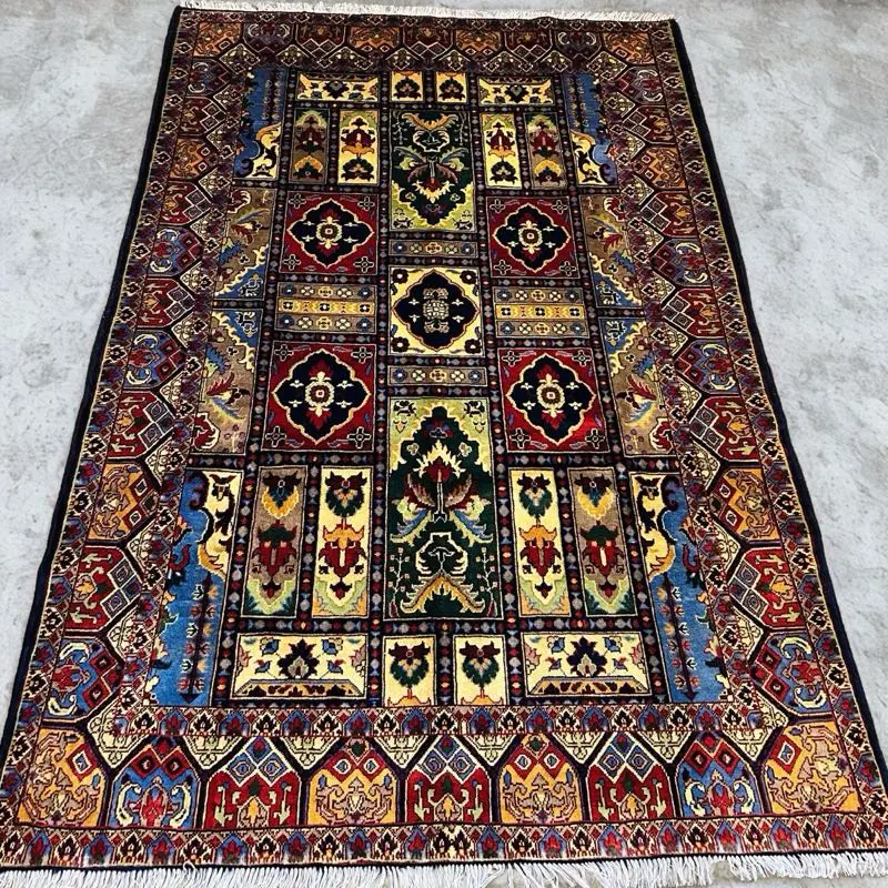 Luxury Handwoven Persian Design Rug - Vibrant Colors & Traditional Artistry 5x7.8" Premium Wool & Natural Dyes Classic Floral & Geometric Motifs