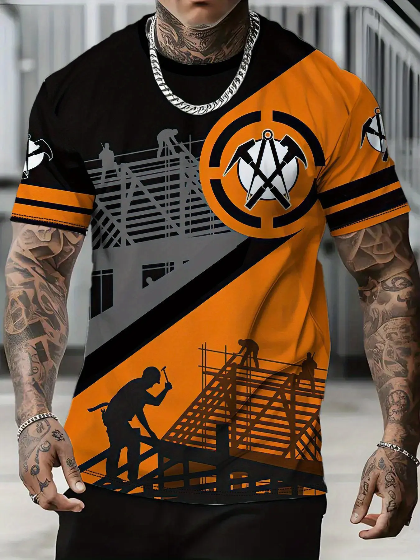 A men's construction worker pattern printed short-sleeved T-shirt, black and orange contrast design, Breathable summer tee, H-shaped round-neck casual shirt, suitable for outdoor work and gym wear, Casual summer clothing, Streetwear, Menswear