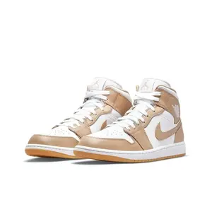 Jordan 1 Mid Tan Gum size 9 Men's 554724-271 New Sneaker Sneakers Trainers