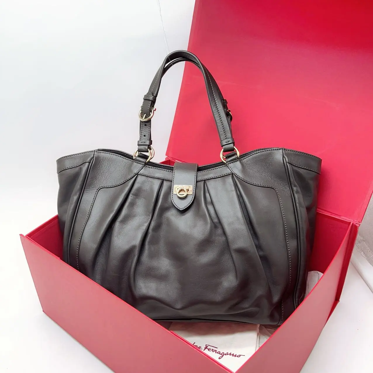Pre-owned SALVATORE FERRAGAMO Leather Shoulder Bag I0703845521