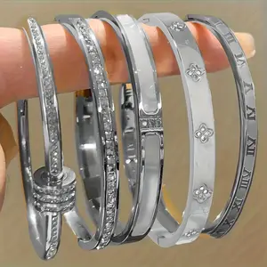 5pcs Bracelet with Roman Numerals and Embellishments - a Neutral Fashion Accessory Suitable for Holiday Gifts, Party Outfits, and Casual Wear for Teenagers, for Teenager