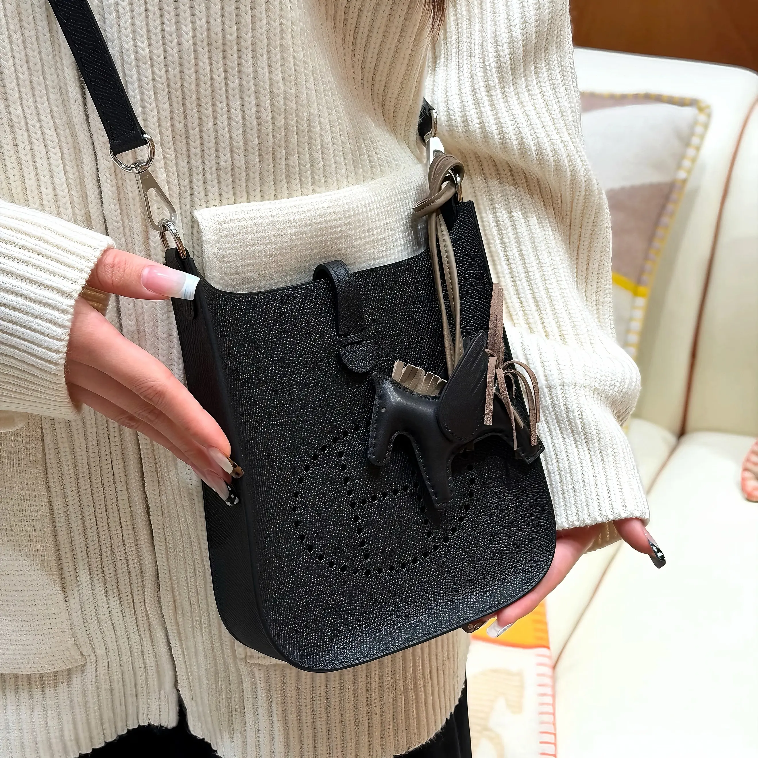 Pre-owned HERMÈS 0795 evelyne mini crossbody bag black&silver luxury bags