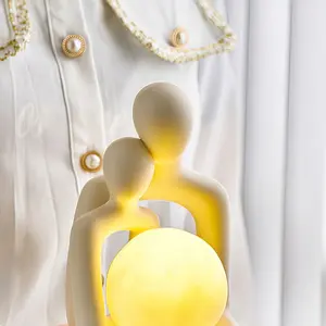 Ceramic Couple Night Light Decorative Ornament – Quiet Luxury Aesthetic Room Decor With A Soft Warm Glow (Bedroom/Living Room)