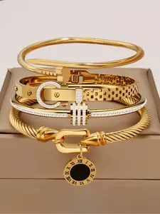 4 PCS stainless steel bracelets, Elegant Jewelry Bracelet, perfect for daily wear during holidays and can also be used as a romantic holiday gift set. It is an ideal gift for a mother or girlfriend!