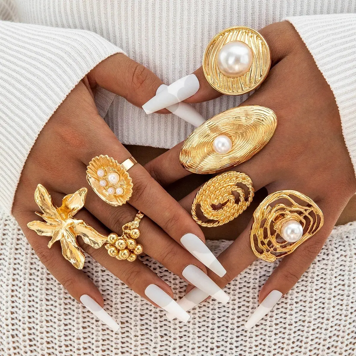 Signature Statement Rings Collection