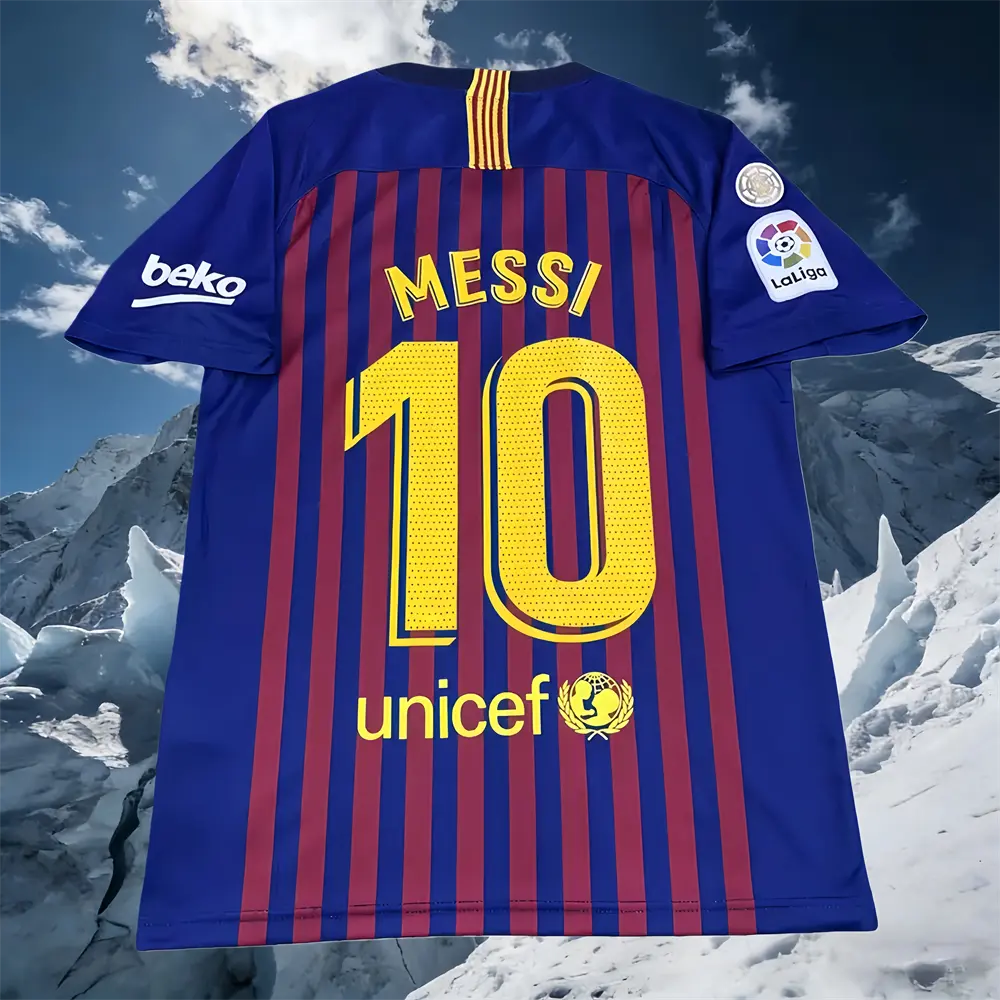 18-19 Season Home Red and Blue Short-Sleeve No. 10 Messi Football Jersey