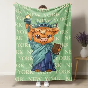 New York Statue of Liberty Adorable Highland Cow Soft Throw Blanket,New York State Print,Soft Plush Flannel Fleece Blanket for Bedroom Couch, Unique NYC Souvenir Gift for New York Lovers for Kids & Adults